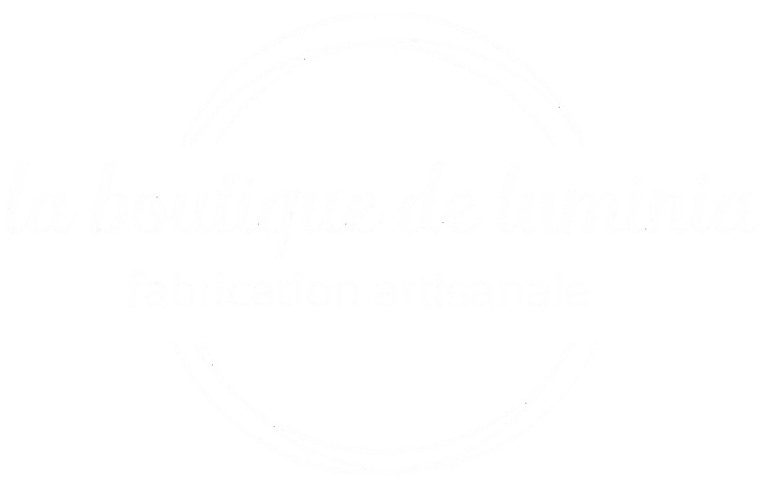 logo La Boutique de Luminia - fabrication d'objets en bois, bijoux