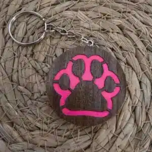 porte-clés patte de chien coloris fushia